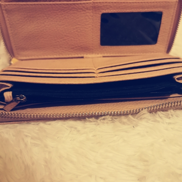 Steve madden pastel pink wallet - Picture 6 of 12